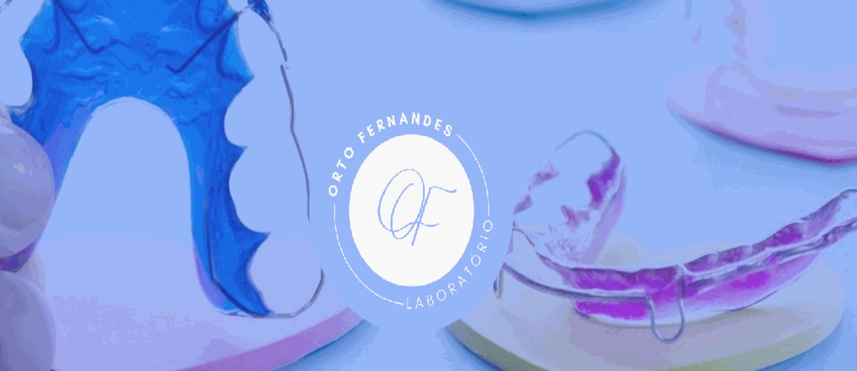 Aparelhos ortodônticos produzidos pelo Laboratório Orto Fernandes